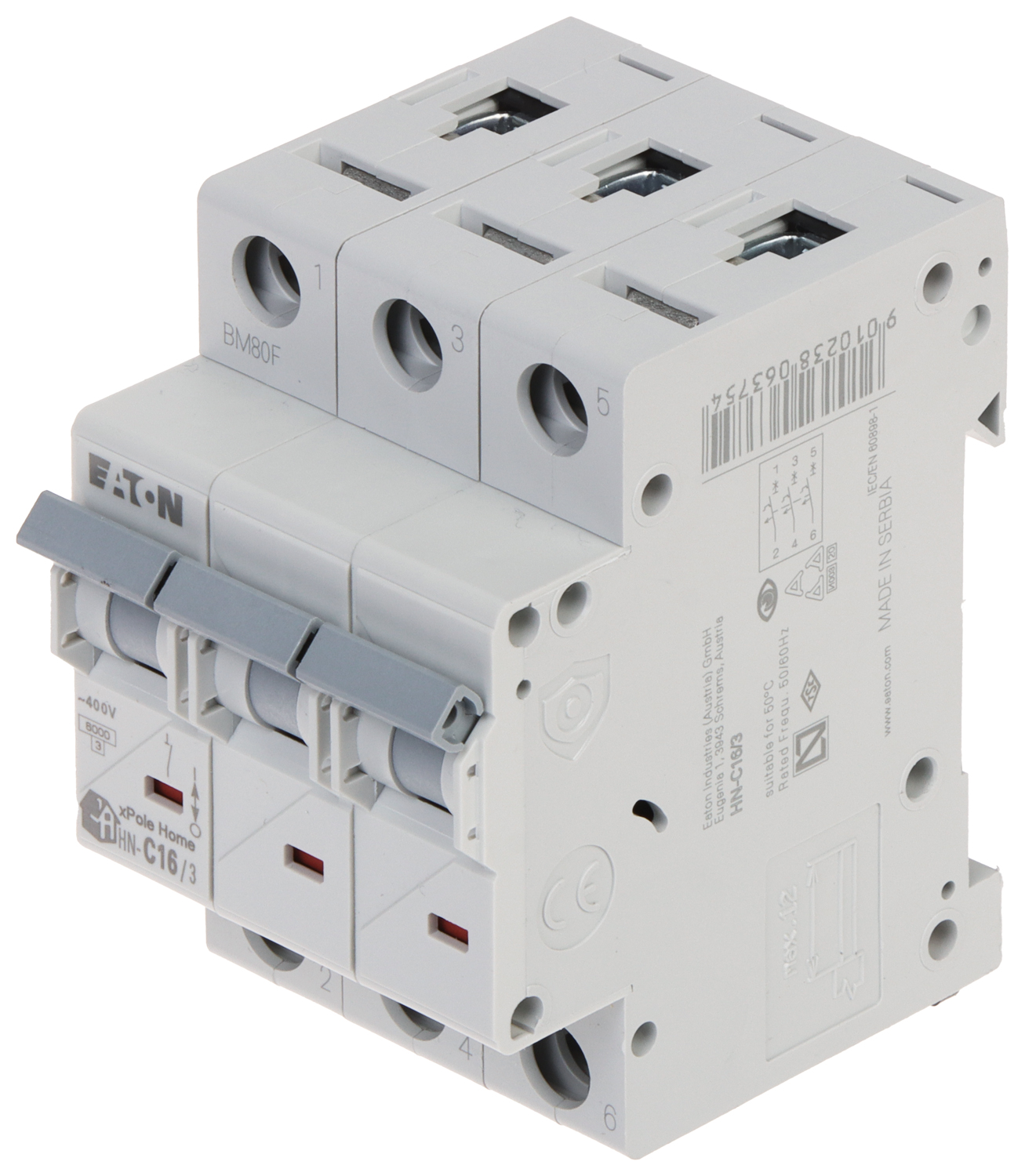 Magnetotérmicos en carril DIN dentro de un cuadro de distribución eléctrica